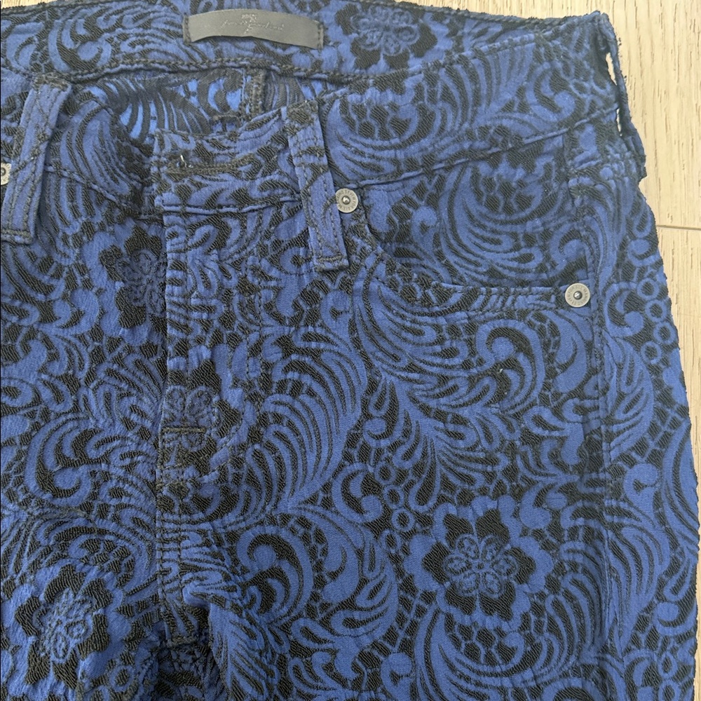 Textured Navy Floral Jacquard Skinny Pants - Picture 3 of 5